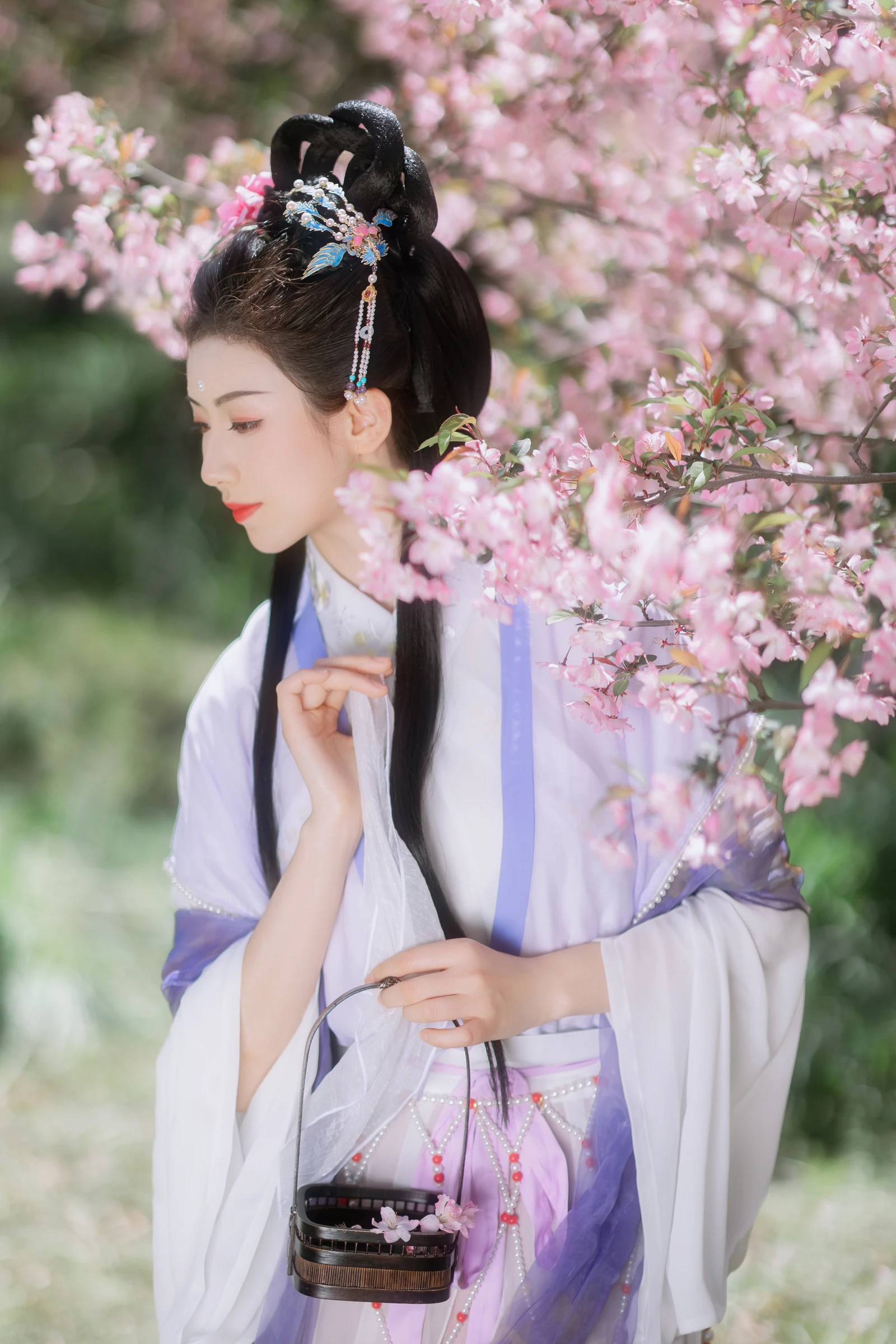 [YITUYU]艺图语-2024.10.21-海棠春-静姝-[24P-238MB]-6.webp